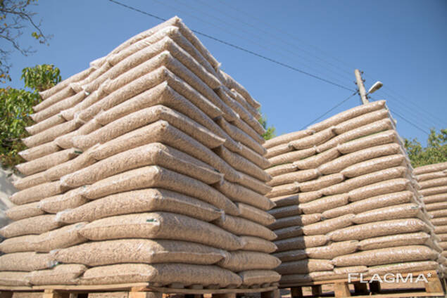 Fa pellet A1 fenyő 6mm Big Bag vagy zsák 15 kg