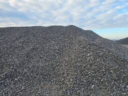 Bányából származó anyag gránit vasúti ágyazathoz 25–60 mm frakció