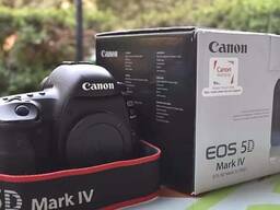 Canon EOS-5D Mark IV DSLR Camera Kit with Canon EF 24-70mm F4L IS USM Lens