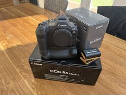 Canon EOS R5 Mark II tükör nélküli fényképezőgép váz, BG-R20EP markolat, 4 db LP-E6P akkum