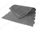 The rubber coating (mats for farm livestock)