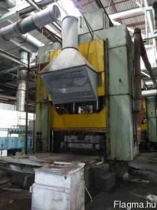 Hydraulic press Moldmatik-450 with sliding table