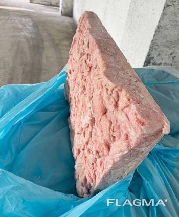 Замороженное куриное мясо / Frozen chicken meat